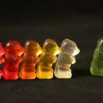 Gumové vitamíny ve formě medvídků.